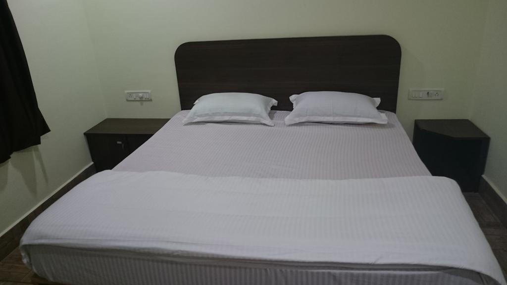 צ'נאי Hotel O Raaj Residency חדר תמונה